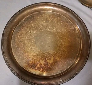 Castleton International Silver Company #672 14" Serviertablett, rund, graviert - Bild 1 von 3