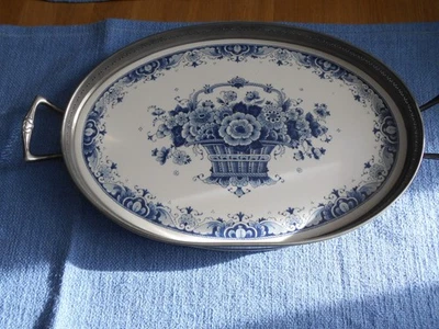 Delfter Porzellan Tablett mit Zinnrand - oval  38 cm - Rand verbogen - gebr.  - Bild 1 von 4
