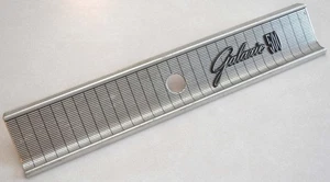 Ford Galaxie 1963 guantera acabado panel y emblema de escritura "Galaxie 500", fabricante de equipos originales - Imagen 1 de 7