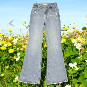 Levi’s Premium Women’s Jeans 26x30 High Flare Distressed 70s Boho Hippie - Picture 1 of 6