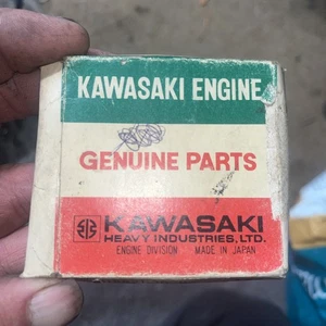 Kawasaki 440 / 550 jet ski piston rings - Picture 1 of 5