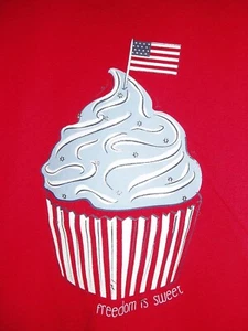 Girls T Shirt Red American Cup Cake Graphic Flag Freedom is Sweet Large New - Picture 1 of 2