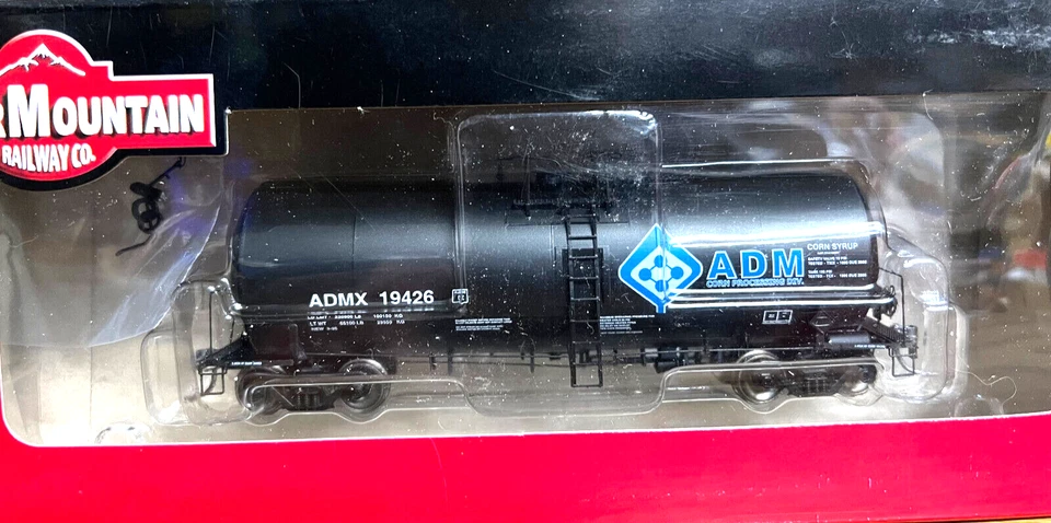 Intermountain Railway #47803-26 19,600 Gal Tank Car - ADM - Molecule Logo #19426 - Image 1 of 1