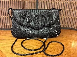 Womens Clutch Evening Handbag Black Beaded Exterior Snap Closure H1 - Picture 1 of 1