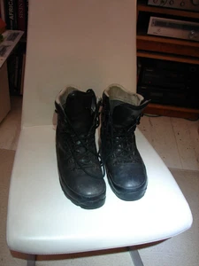 BUNDESWEHR BERGSTIEFEL,  BERGSCHUHE, OUTDOOR  ARMEE ARMY SCHUHE  - Bild 1 von 8