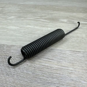 Genuine Briggs & Stratton 165X60MA Spring Extension  - Picture 1 of 2