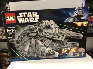 Lego Star Wars Millennium Falcon 7965 ~NEW~ 1254 Pieces - Picture 1 of 7
