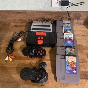 Lotto console Retron 2 NES, SNES SUPER NINTENDO con giochi lotto e 2 controller - Foto 1 di 17