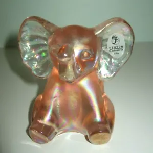 Vintage Fenton Glas opalisierend rosa Baby Elefant Rüssel Figur signiert - Bild 1 von 6