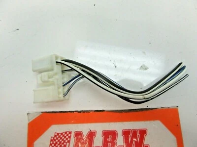 WIRE PLUG CONNECTOR OFF TEMPERATURE CONTROL FAN SPEED SWITCH fits 94-99 CELICA - Image 1 of 4