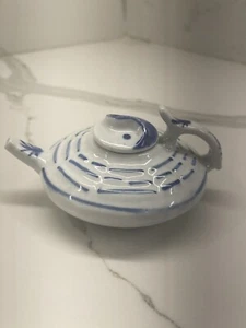 TETERA CHINA DE PORCELANA AZUL Y BLANCA VINTAGE. - Imagen 1 de 11