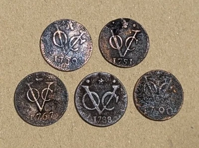 5 Pcs Dutch Netherlands VOC 1 Duit Year 1739 , 1751 , 1767 , 1788 & 1790 Coin_21 - Image 1 of 4