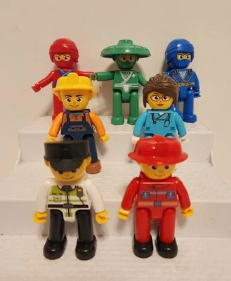 Picasso Tiles Toys Magnetic Character Action Figures Lot of 7, Ninjas & Workers - Image 1 of 4