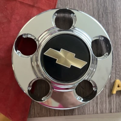 #A 1 1988-99 CHEVROLET 1500 VAN TRUCK CHEVY SILVERADO SUBURBAN center cap  46254 - Image 1 of 4