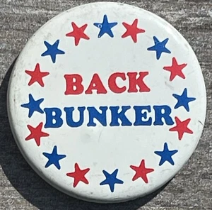 Back Archie Bunker 1972 Vintage All In The Family Pinback Button Campaign - Bild 1 von 7