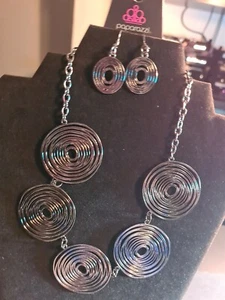 Paparazzi Necklace - SOL-Mates - Black ⚫. - Picture 1 of 3