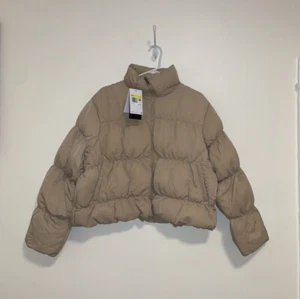 Women’s Jordan FB5149 Zip-Up Puffer Jacket - Size Small, Color: Desert - Picture 1 of 4