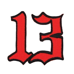 an39★Número 13 Parches Planchar Imagen Planchar Aplicación Lucky Patch 6,2 x 5,9 cm - Imagen 1 de 8