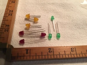 9 Bombillas LED de Grano de Trigo Nuevas de Colección Total 3X Rojo, 3X Verde, 3Xámbar Alambre Desnudo - Imagen 1 de 1