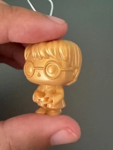 Harry Potter Funko Pop dorado - Imagen 1 de 5