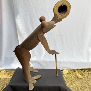Rustic Dancing Metal Frog Garden Stake Outdoor Sculpture Decor - Picture 1 of 7