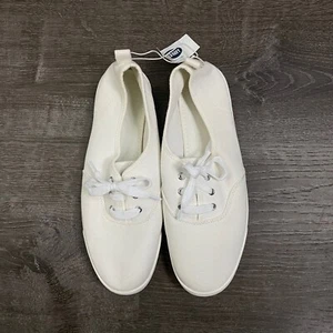 NWT Old Navy Womens Shoes Low Top Sneakers Lace Up White Size 9  - Picture 1 of 5