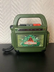 Vintage Small Soldiers Field Cassette Recorder PA READ Green HTF READ Carrier - Picture 1 of 10