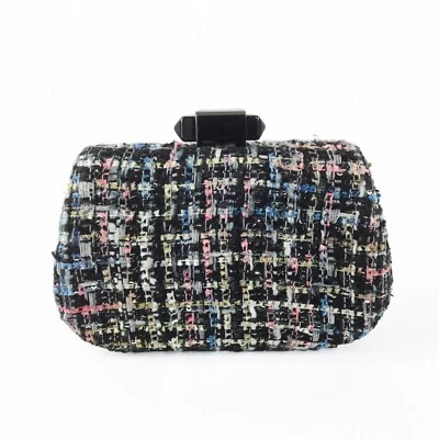 Bolso sin asas Sondra Roberts de fieltro brillante usado precio de venta sugerido por el fabricante $165 Foto 1 de 2