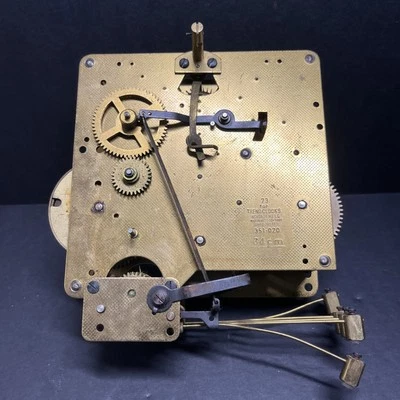 TREND Clock Movement  73 No Jewels 351-020 Used For Parts Or Repair  (CP22) - Image 1 of 4