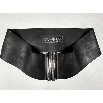 Cinto Renee Masoomian Baby Love's látex espartilho largo fivela de prata preta RARO EXCELENTE ESTADO USADO - Imagem 1 de 4