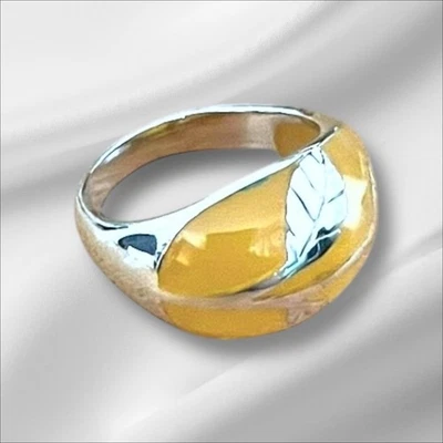 模拟黄色玉树脂银色叶子休闲日常戒指 尺寸 6,7 — 第 1/4 张图片