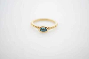 Vintage Estate Topaz Ring 14k Yellow Gold Blue Oval 0.20 TCW Size 6.5 - Picture 1 of 6