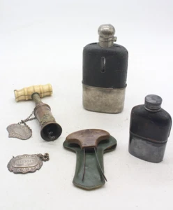 F x5 Vintage Breweriana Items Inc. Leather Hipflask, Brass Corkscrew etc - Bild 1 von 5