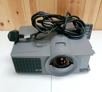 Smart UF65 Projector - Image 1 of 4