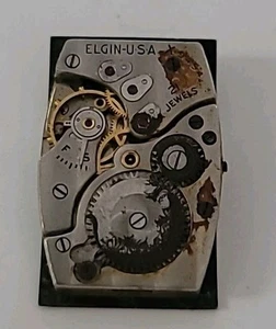 SB6-14: Lord Elgin Watch Movement USA Manual Wind Rectangular 7 Jewels - Picture 1 of 2