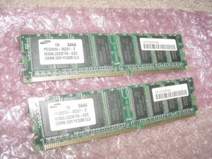 Samsung 256MB DDR PC3200U-30331-Z M368L3223FTN-CCC from Sony - Picture 1 of 1
