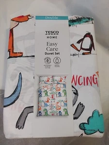 Easy Care Double Duvet set Dinosaur 200x200cm - Picture 1 of 5