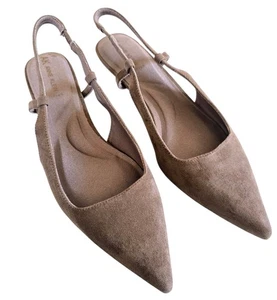 AK Anne Klein iflex Kitten Heels Shoes 1" Heel Slingback Tan Brown 8.5M - Picture 1 of 6