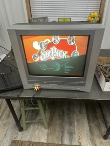 Toshiba 20" MW20FN1R DVD VHS Combo CRT TV with Remote *READ* - Picture 1 of 3