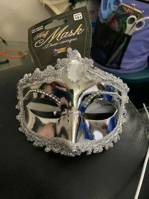 Womens Elegant SILVER Venetian Masquerade Half Mask Costume Accessory New!!! - Image 1 of 2