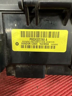 Dodge Ram 1500 Tipm 2015 centro de distribución de energía 68243257ab # T88 Foto 1 de 3