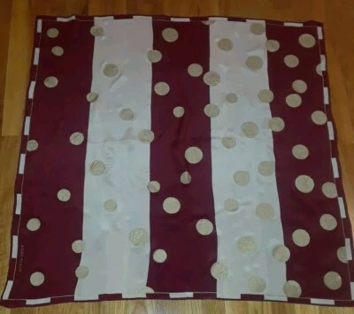 Bufanda cuadrada vintage Anne Klein granate marfil monedas de oro a rayas 100 % seda 34" Foto 1 de 4