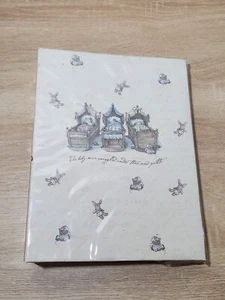 Brambly Hedge Baby Snuggles Gluebound 2-up 200 pocket 4x6 - Picture 1 of 5