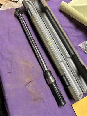 ATD Tools Corp. 1/2" Dr. 25-250 ft.-Ibs. Torque Wrench, Model: 102 - Image 1 of 4