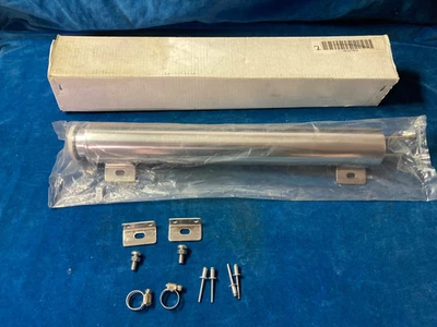 Specialty Products 9974 NEW Polished Stainless Radiator Overflow Tank  2" X 15” Foto 1 de 4