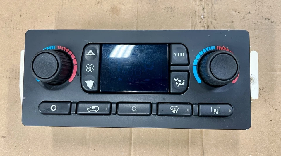 Controle climático automático de temperatura digital compatível com 05-06 GMC ENVOY TRAILBLAZER RANIER - Imagem 1 de 3