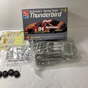 AMT/ERTL, Ford Thunderbird #94 NASCAR, Parts Model . Scale 1/25 - Picture 1 of 6