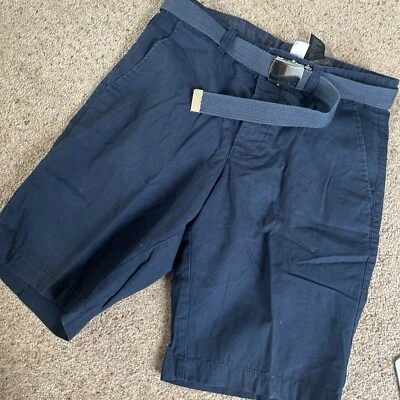 Pantalones Cortos DIVIDED H&M Para Hombre Azul Marino con Botón de Cinturón Azul Chinos Talla 28 Foto 1 de 4