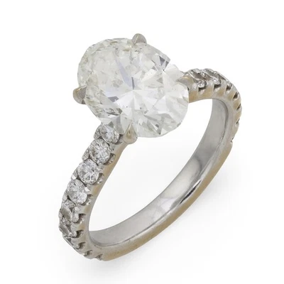 GIA 3.01 carat oval cut diamond 18k white gold engagement ring Foto 1 de 4