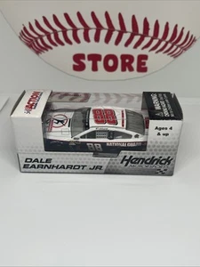 2013 #88 Dale Earnhardt Jr National Guard Youth Foundation 1/64 NASCAR Diecast - Picture 1 of 9